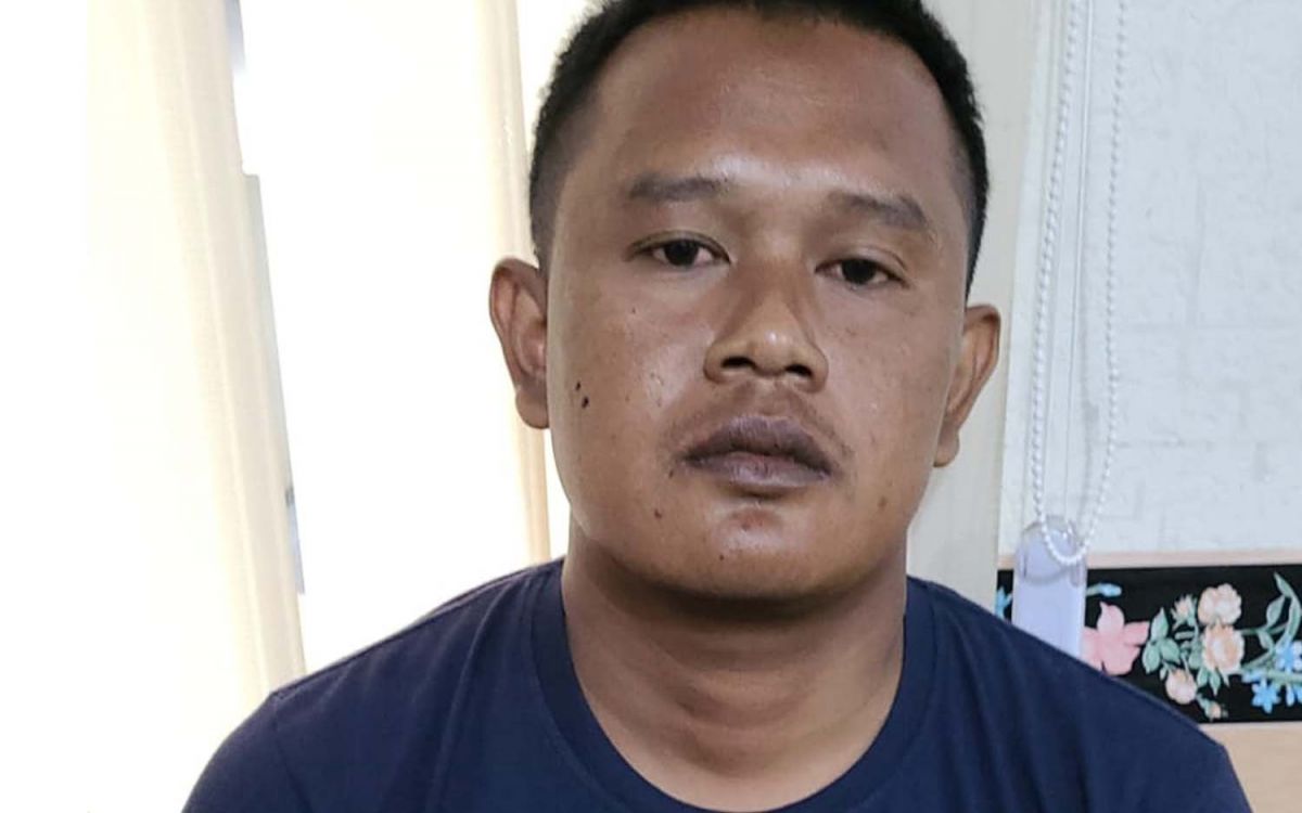 Suami di Ngawi yang membacok istrinya (Foto: Humas Polres Ngawi)