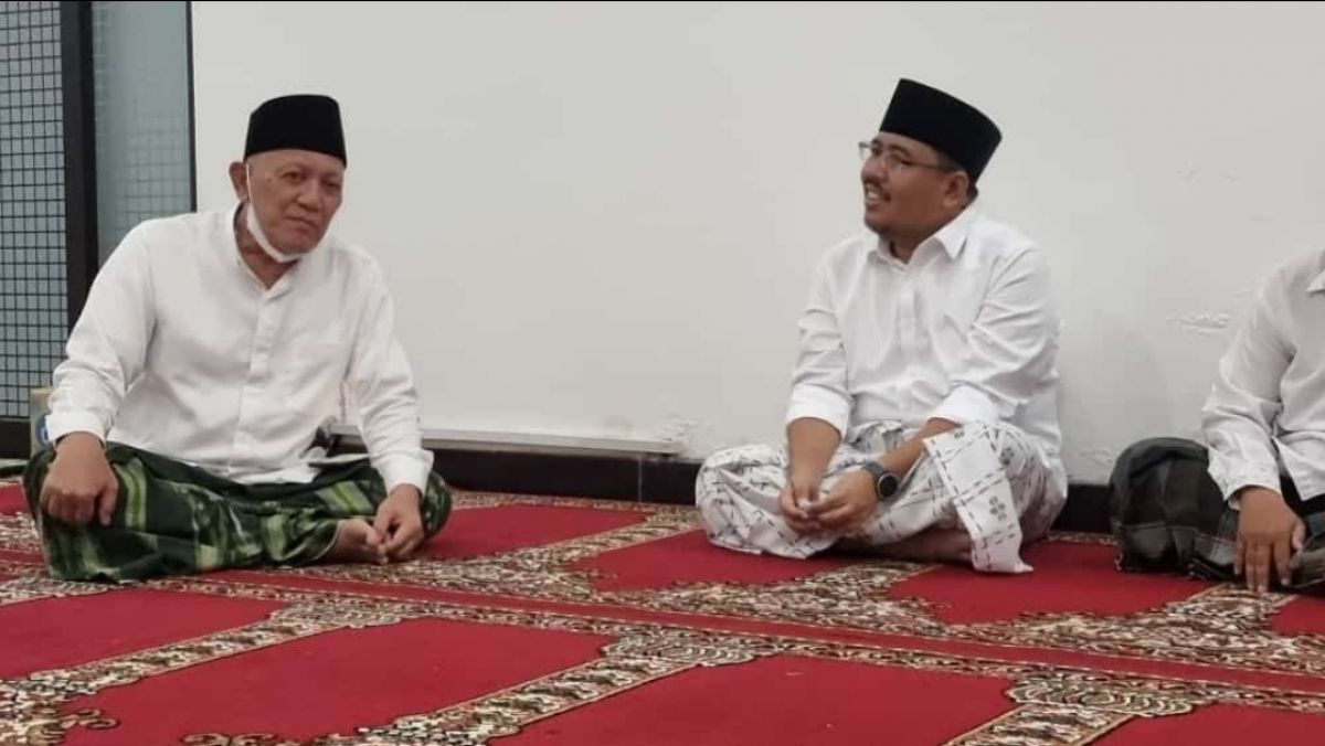 Kedekatan Anwar Sadad dengan tokoh-tokoh NU Jatim.(Foto: jatimnow.com)