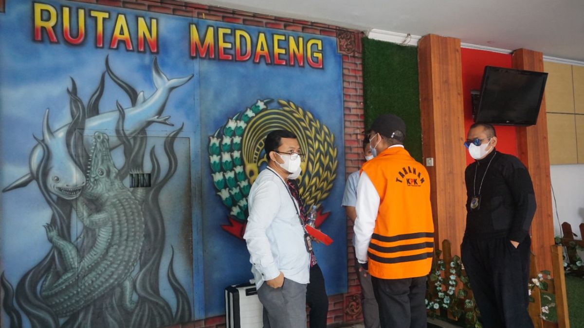 Eks Bupati Probolinggo di Rutan Klas I Surabaya.(Foto: Humas Kemenkumhan Jatim)