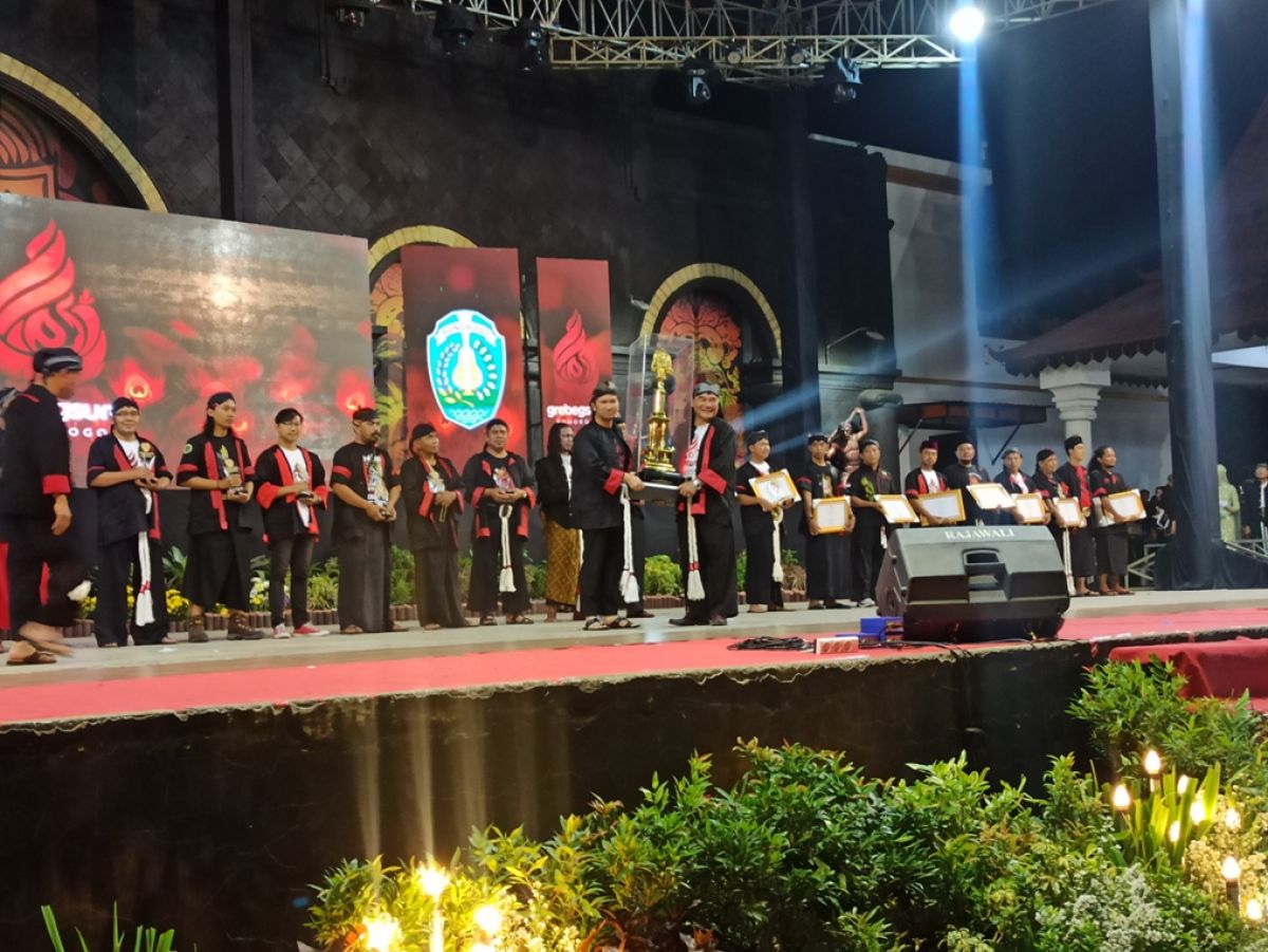 Pilihan Pembaca: Reog Ponorogo, Temuan Arca di Trenggelek, Mobil Tertimpa Truk