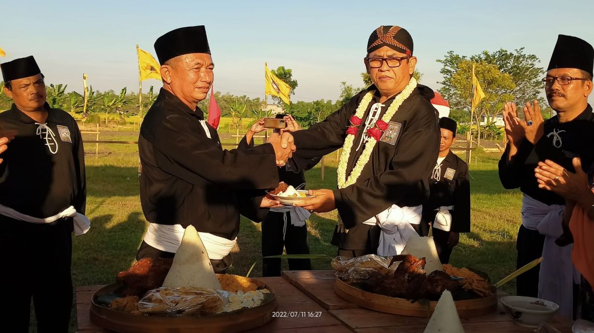 Momen Sakral Pengambilan Air dan Tanah Leluhur di Lamongan Peringati Seabad PSHT