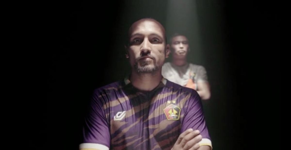 Jersey baru Persik Kediri. (Foto: Persik Kediri/jatimnow.com)