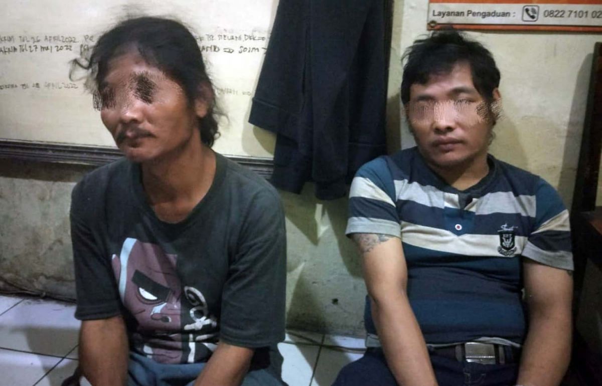 Kakak beradik perampas HP saat diringkus polisi (Foto: Humas Polres Tulungagung)
