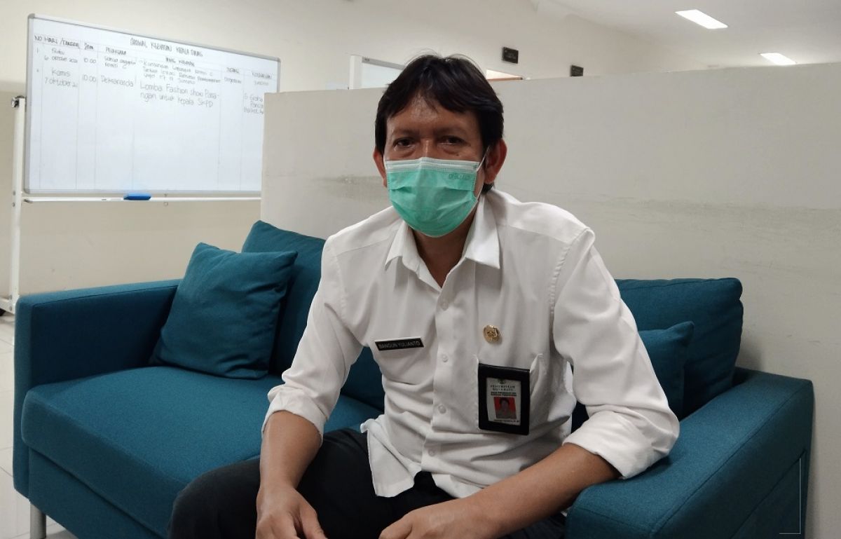 Kepala DPKP Kota Batu, Bangun Yulianto. (Foto: Galih Rakasiwi/jatimnow.com)