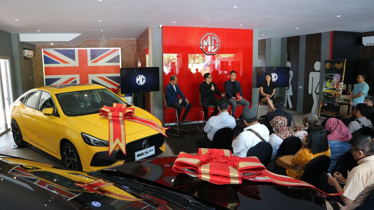 Peresmian dealer MG Motor Indonesia di Jalan Raya Jemursari Surabaya (Foto: Fajar Mujianto/jatimnow.com)