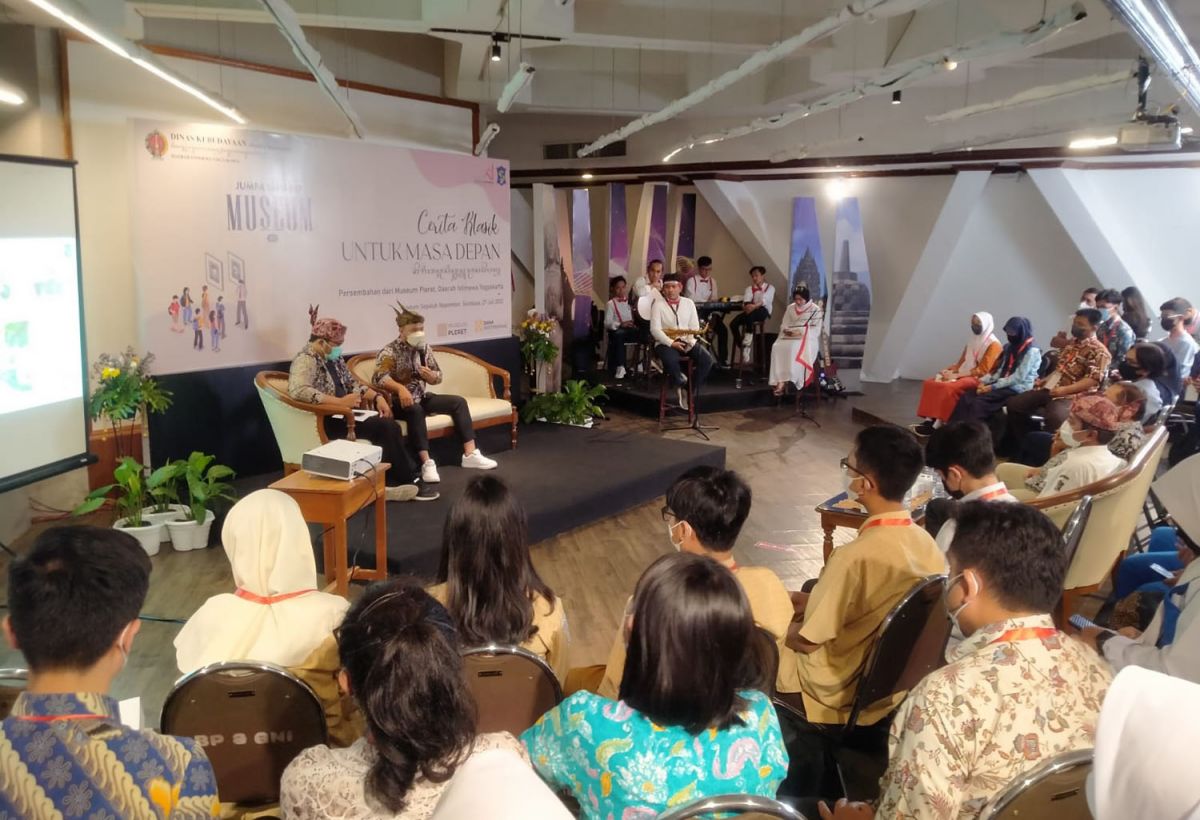 Pameran bertema "Medang: Sejarah dan Budaya Mataram Kuno" di Museum 10 November Tugu Pahlawan, Surabaya (Foto: Fahrizal Tito/jatimnow.com)