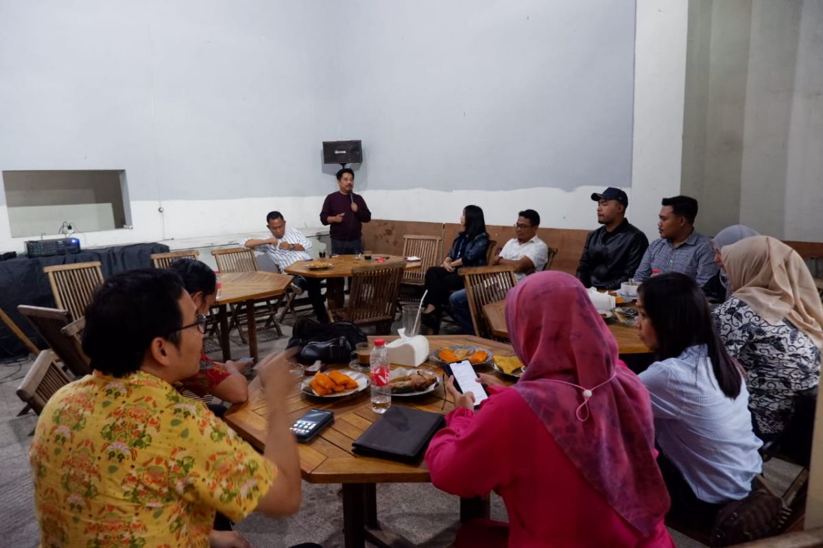 Kepengurusan baru Perhumas Surabaya.(Foto: Irawan for jatimnow.com)