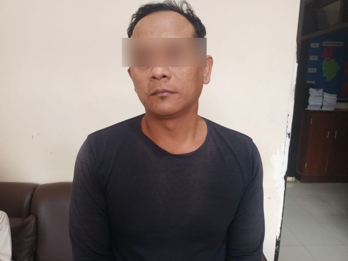 Residivis narkoba yang kembali ditangkap polisi.(Foto: Satresnarkoba Polres Mojokerto for jatimnow.com)