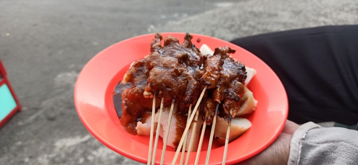 Sate kelinci.(Foto: Mita Kusuma)