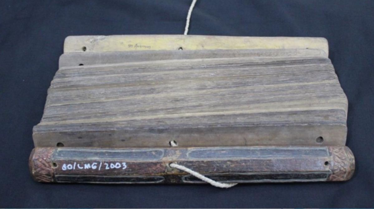 Serat Yusup yang telah berhasil dialihbahasakan ke Bahasa Indonesia dalam bentuk digital. (Foto: Disparbud Lamongan for jatimnow.com)