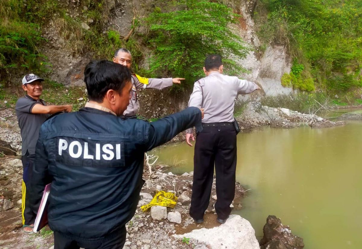 Kubangan air bekas galian tambang di Pasuruan, tempat pencari siput tewas tenggelam (Foto: Polsek Gempol)