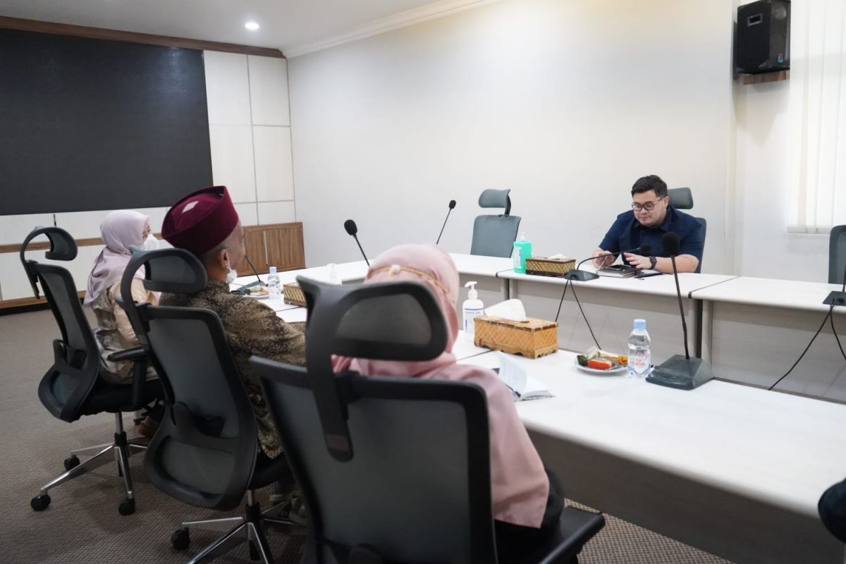Mas Dhito bertemu dengan Forum Kerukunan Umat Beragama (FKUB) Kabupaten Kediri (Foto: Humas Pemkab Kediri/jatimnow.com)