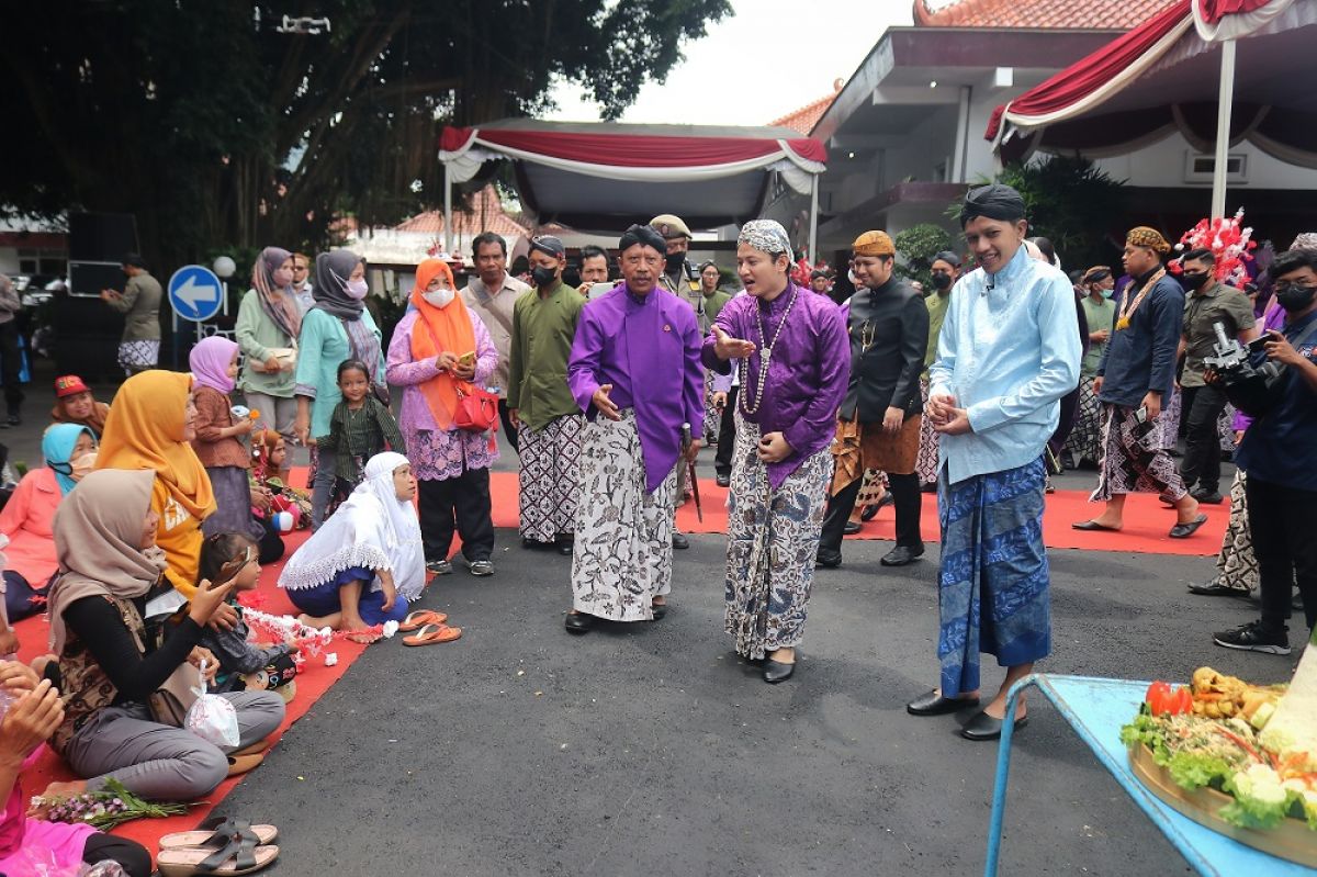 Prosesi Hari Jadi Trenggalek ke-828. (Foto: Dok. Kominfo Jatim)