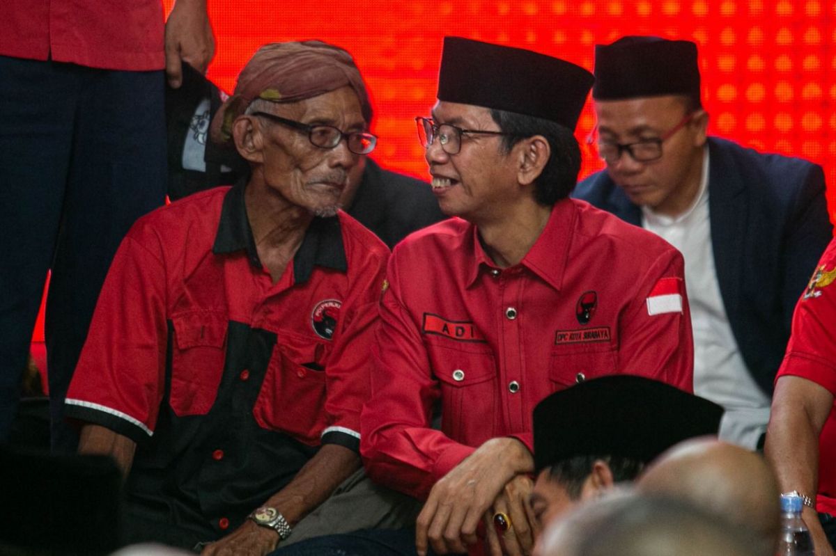 Ketua DPC PDI Perjuangan Kota Surabaya Adi Sutarwijono sangat akrab dengan wong cilik. (Foto-foto: PDI Perjuangan Surabaya for jatimnow.com)