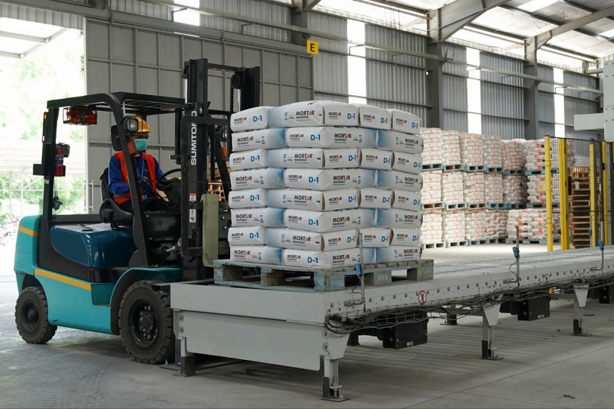 MKI hadirkan produk mortar berkualitas sebagai solusi dinding, lantai, keramik dan perbaikan bangunan yang ramah lingkungan dan efisien didukung teknologi produksi modern serta fasilitas research and development center. (Foto: Humas SIG for jatimnow.com)