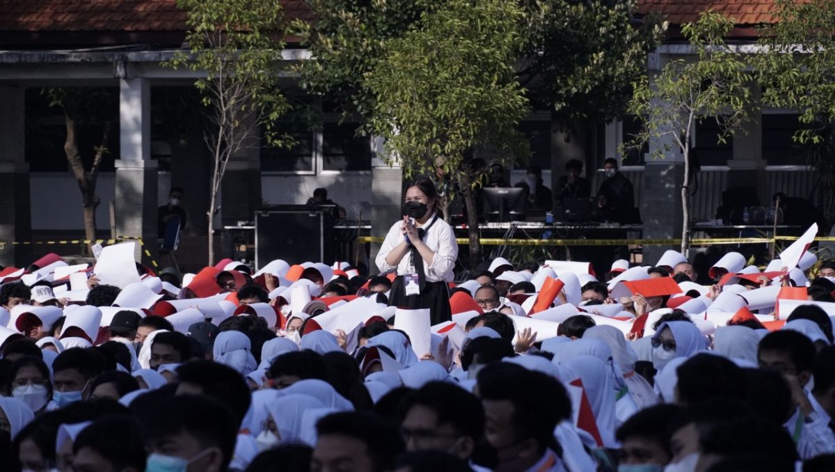 Berkenalan dengan Hasna Nur Shadrina, Mahasiswa Baru Termuda ITS Tahun 2022