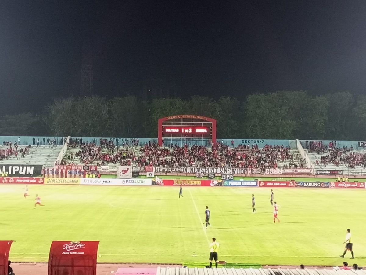 Laga Deltras vs Persipa di Stadion Gelora Delta Sidoarjo (Foto: Zainul Fajar/jatimnow.com)