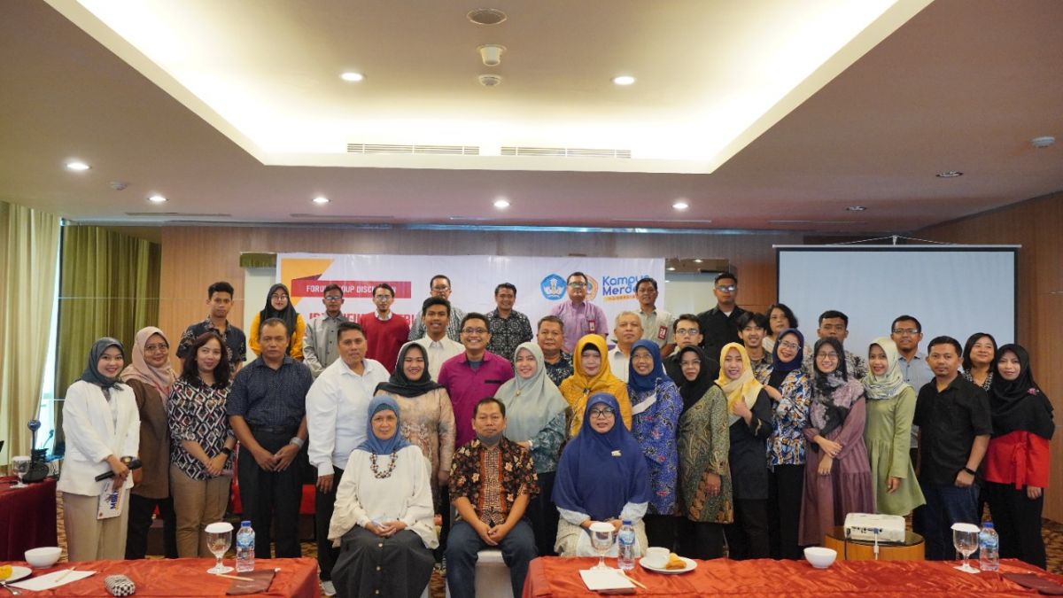 FGD bertemakan “Identifikasi Kebutuhan Pengguna Sistem Informasi Manajemen MBKM Untag Surabaya”. (Foto: DSI for jatimnow.com)