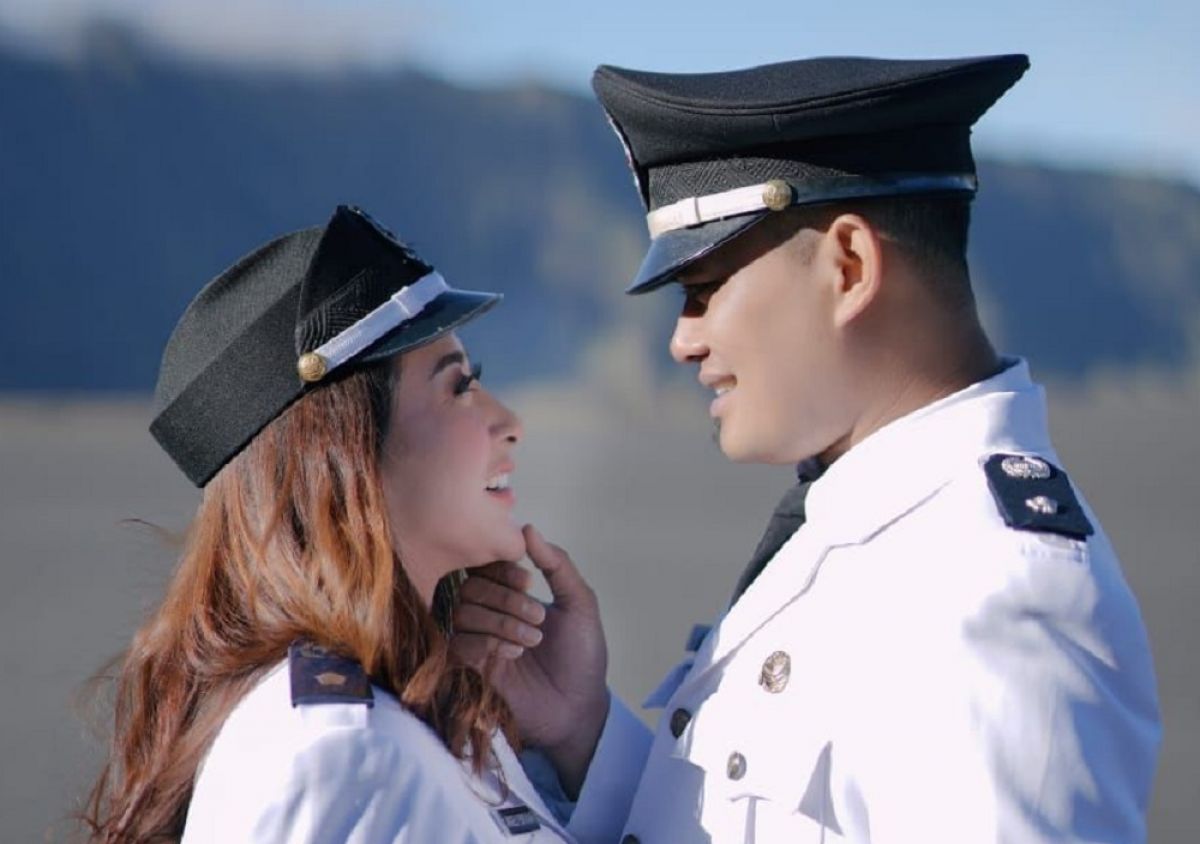 Kades Cantik di Lamongan akan Nikah, Foto-foto Prewedding Bikin Patah Hati