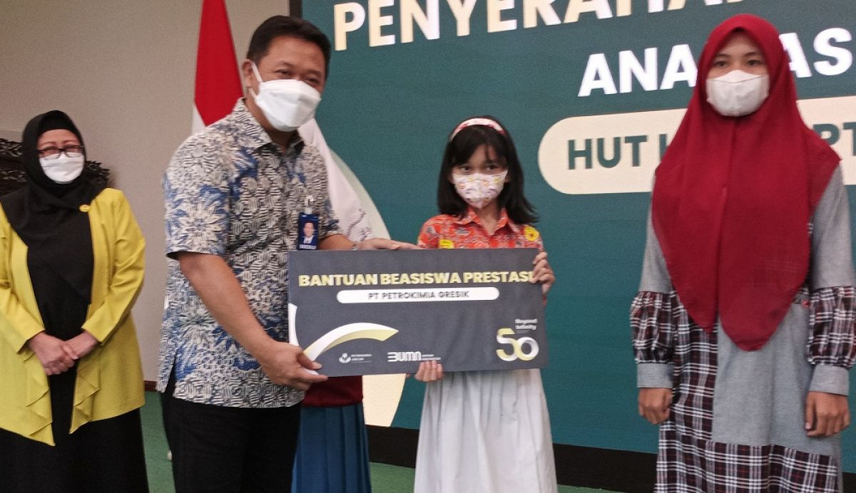 Direksi Keuangan dan Umum PT Petrokimia Gresik Budi Wahyu Soesilo. (Foto: Sahlul Fahmi/jatimnow.com)