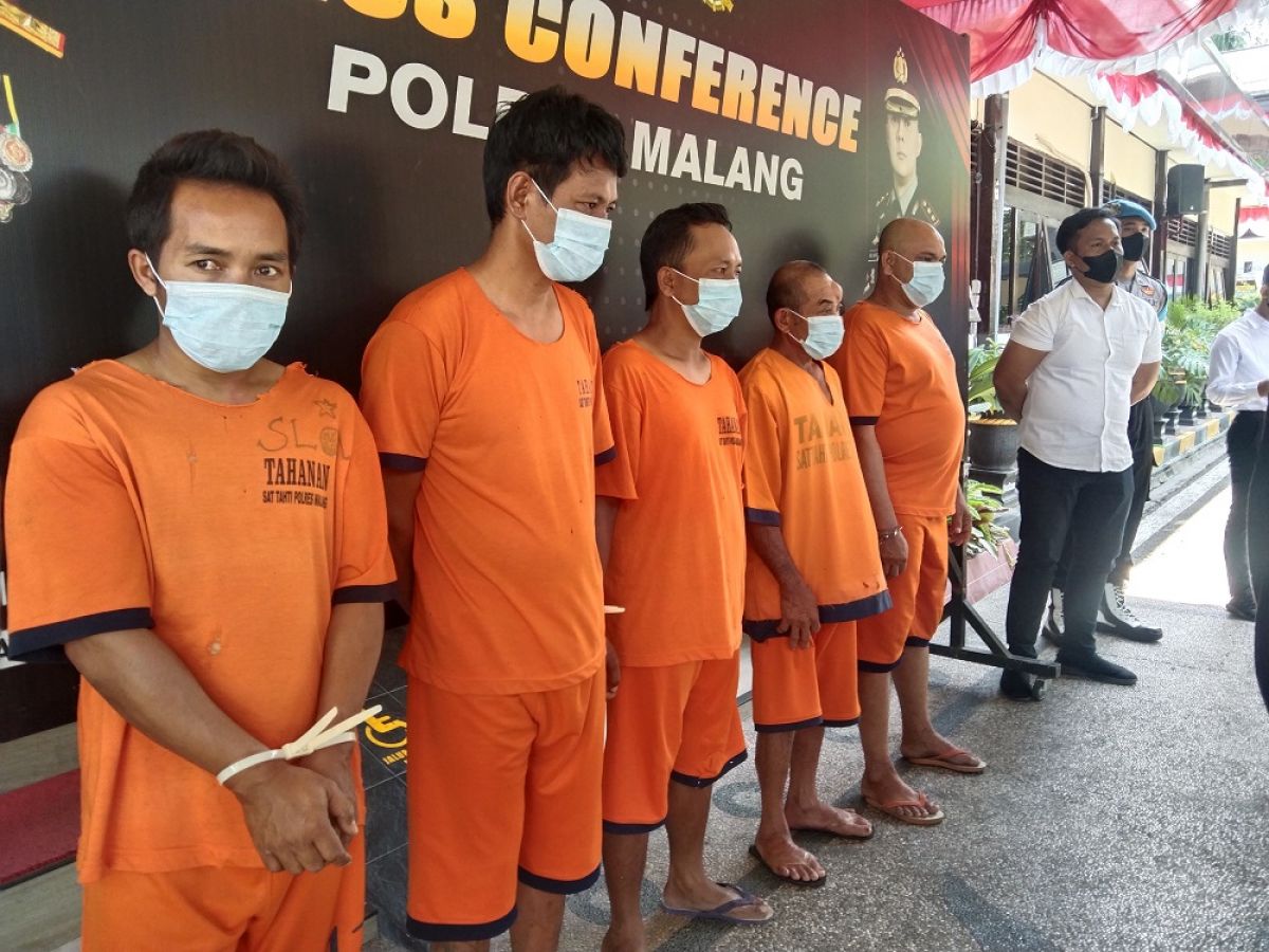 5 Pejudi Online di Malang Dibekuk Polisi