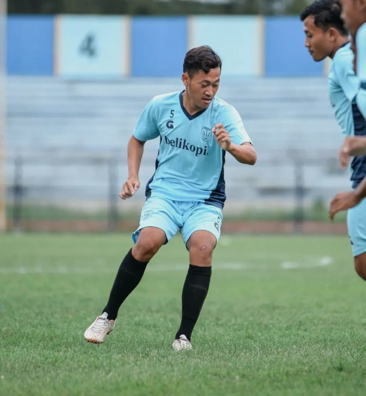 Iqbal Hadi Perdana yang sedang dibekap cedera.(Foto: Ig Persela)