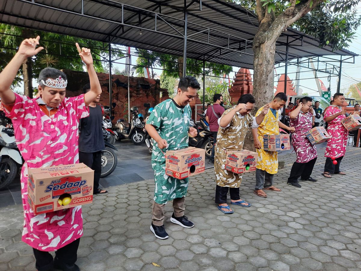 Uniknya Lomba Agustusan yang Digelar Diskopukmperindag Kota Mojokerto