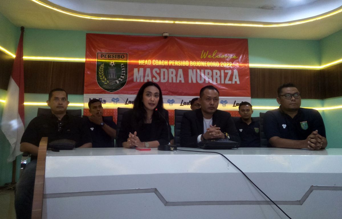 Jajaran Manajemen dan Pelatih Persibo Bojonegoro (Foto: Misbahul Munir/jatimnow.com)