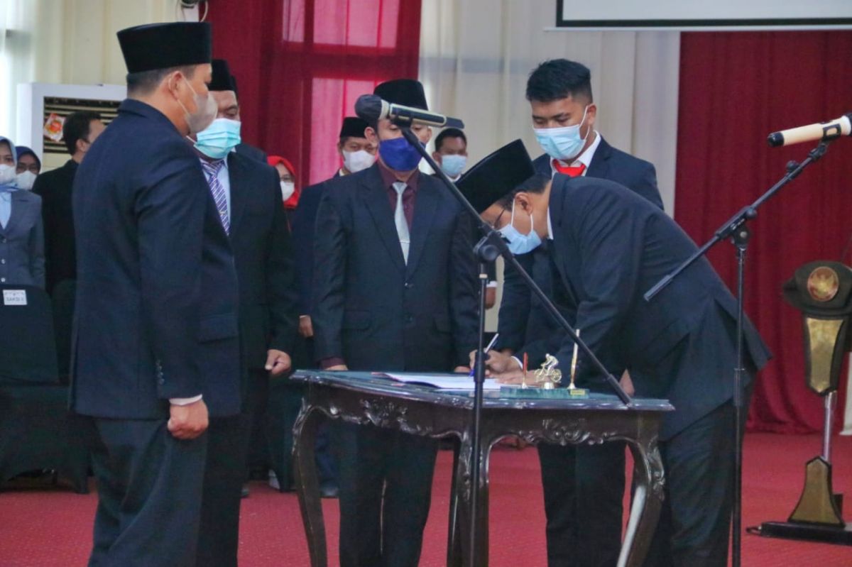 Pemkot Pasuruan melakukan mutasi di sejumlah OPD. (Foto: Humas Pemkot Pasuruan/jatimnow.com)