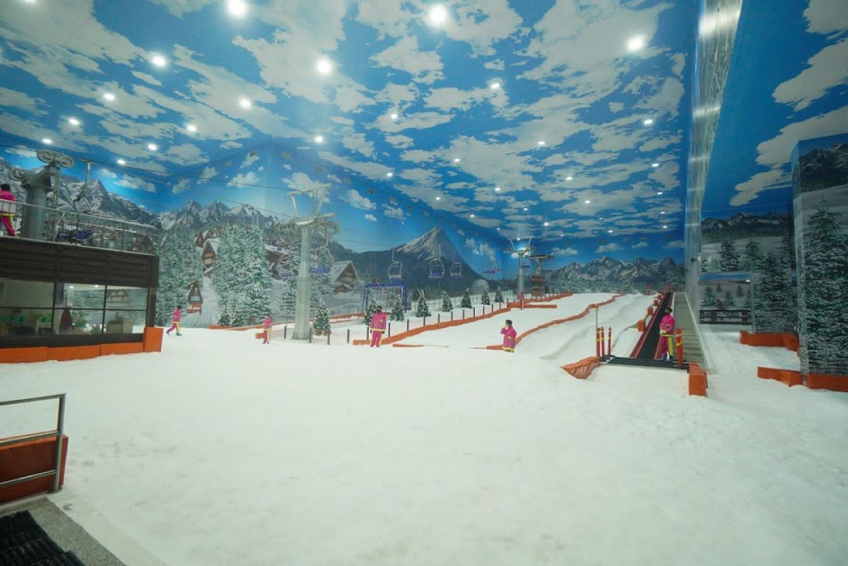 Trans Snow World Surabaya. (Foto: Zain Ahmad/jatimnow.com)