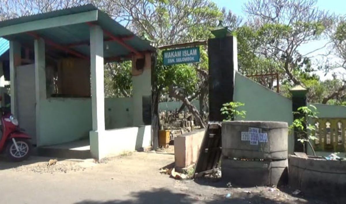 Tempat pemakaman Cahaya Rembulan, bayi yang meninggal saat persalinan di RSUD Jombang (Foto: Elok Aprianto/jatimnow.com)