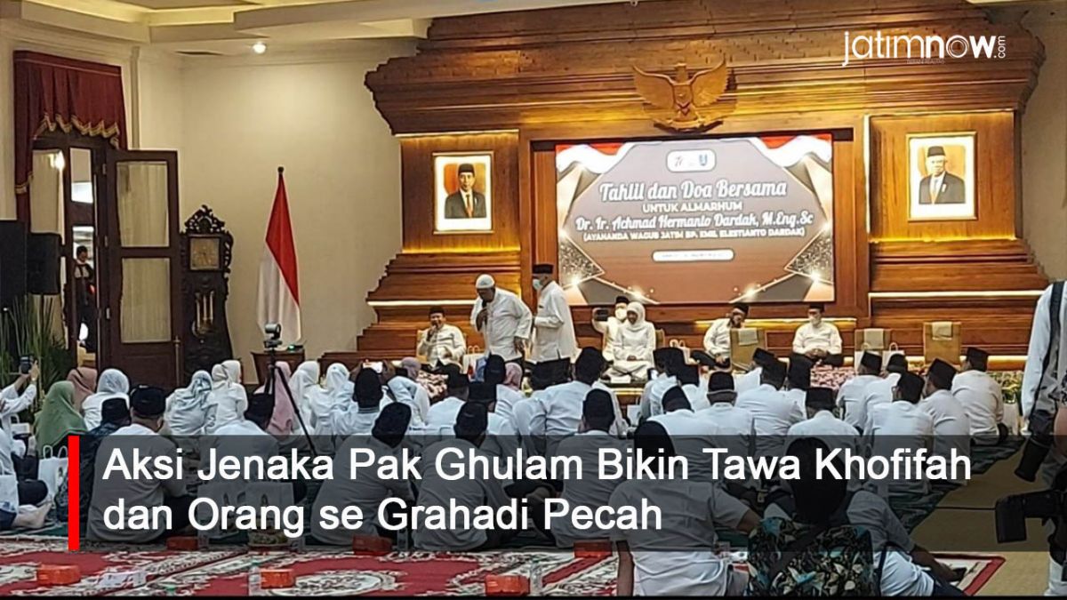 Video: Aksi Jenaka Pak Ghulam Bikin Tawa Khofifah Pecah