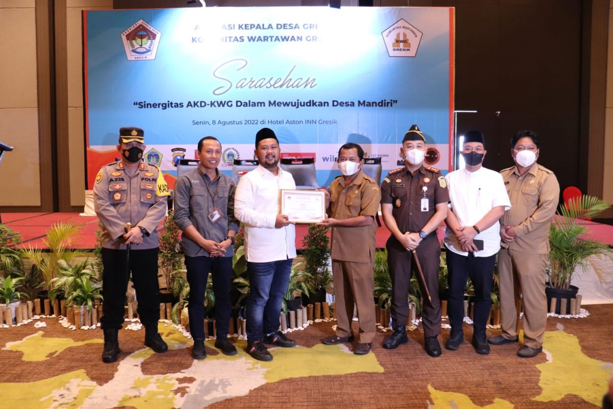 Bupati Gresik Fandi Akhmad Yani (Gus Yani) dalam acara Lokakarya Jurnalistik (Foto: Yur for jatimnow.com)