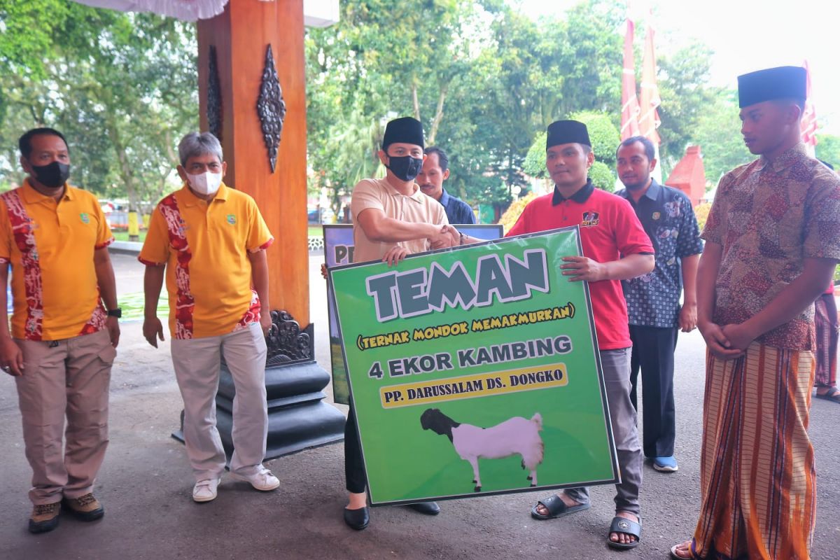 Mas Ipin Luncurkan Program TEMAN untuk Tingkatkan Perekonomian Pesantren