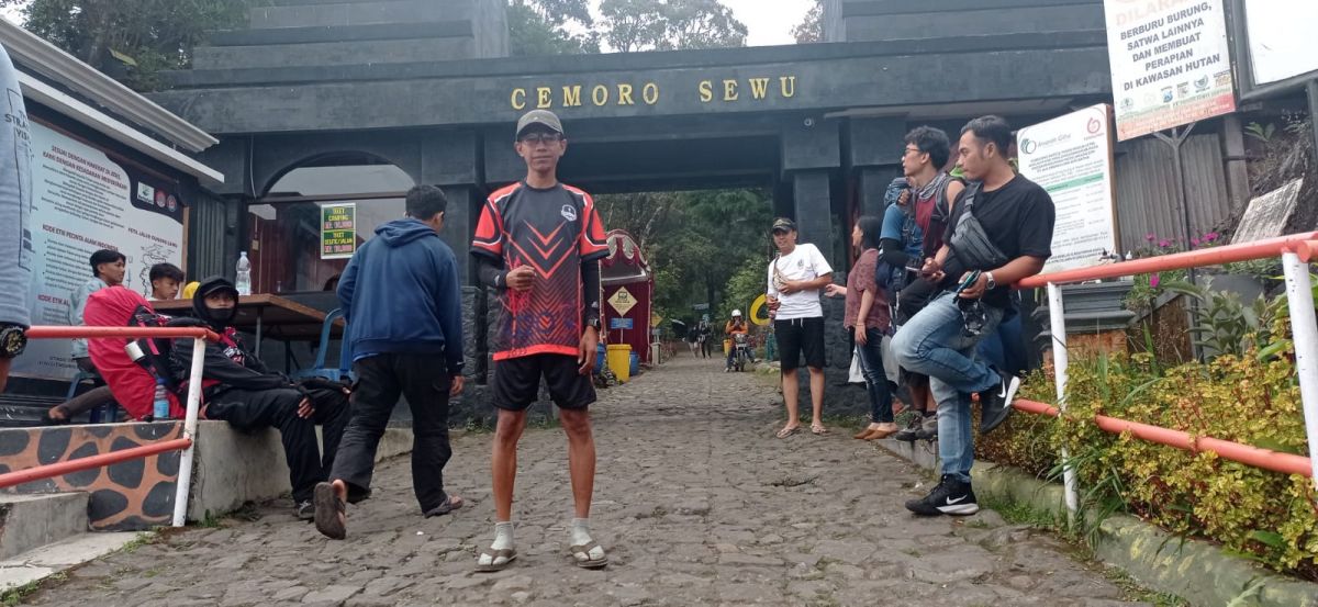 Zainuddin akan lari dari Cemoro Sewu ke Monas.(Foto: Koco for jatimnow.com)