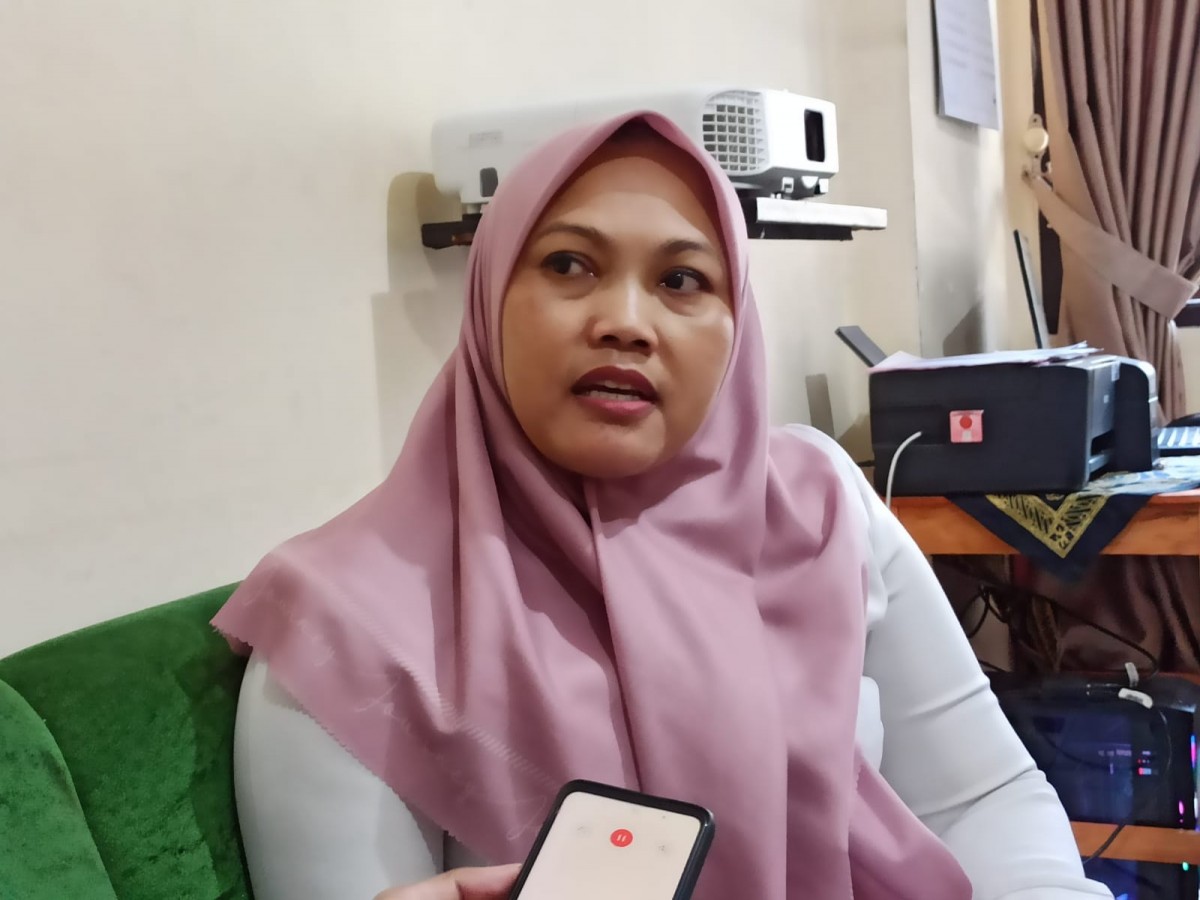 Kabid Pemerintahan Desa (Pemdes) Dinas Pemberdayaan Masyarakat Desa (DPMD) Kabupaten Ponorogo Anik Purwani.(Foto: Mita Kusuma/jatimnow.com)