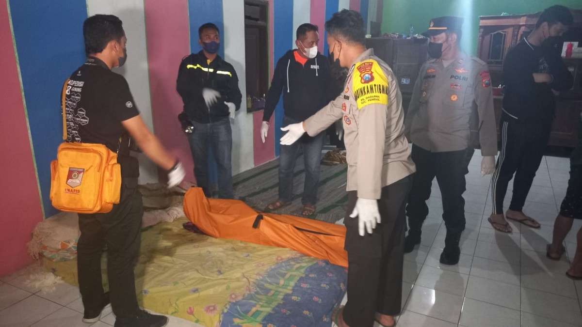 Lansia di Ngawi Tewas Bersimbah Darah dalam Rumah, Polisi Temukan 3 Luka Tusuk