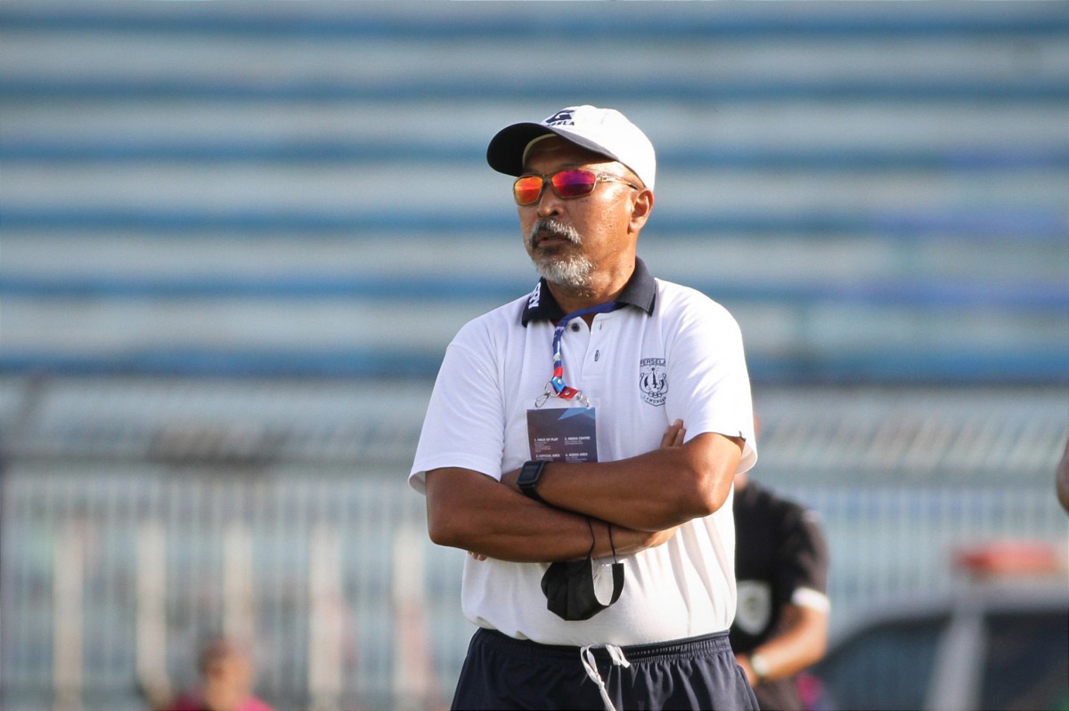 Persela Menang Perdana, Fakhri Husaini: Saya Juga Ingin Ikut Menangis