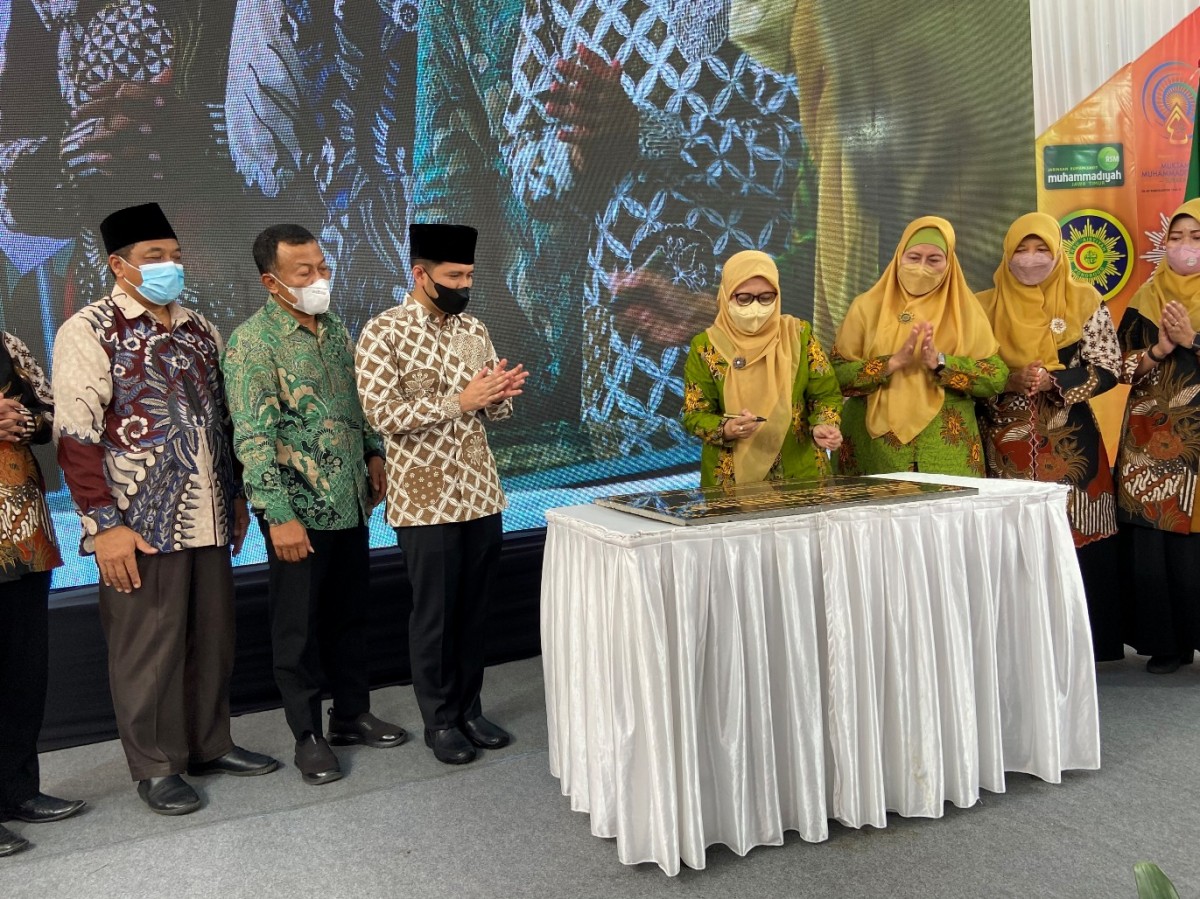 Wagub Emil Hadiri Peresmian Gedung Firdaus RSU Aisyah Ponorogo