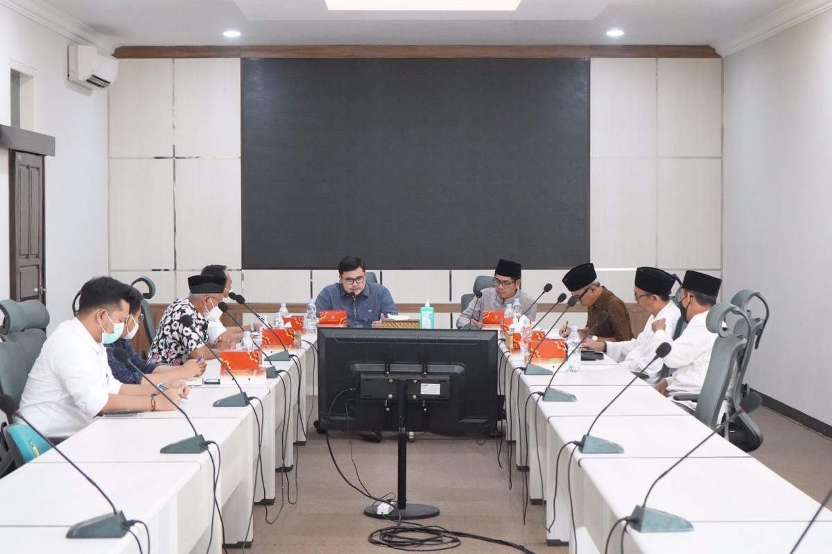 Mas Dhito saat bertemu dengan pimpinan dan komisioner Baznas Kabupaten Kediri di Kantor Pemkab (Foto: Humas Pemkab Kediri/jatimnow.com)