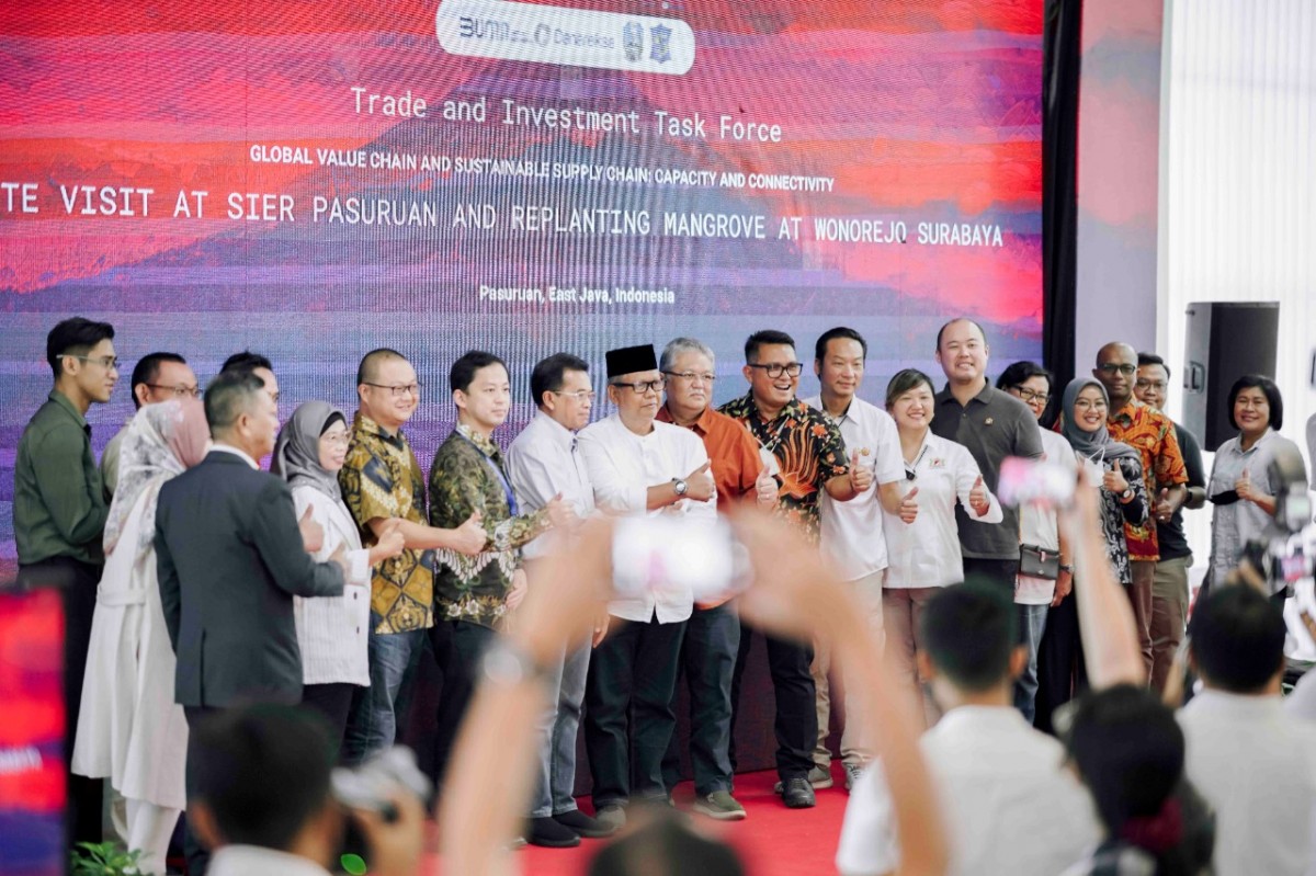 Ratusan delegasi Forum B20, perwakilan tenant dan para undangan kehormatan yang berkunjung ke Pasuruan Industrial Estate Rembang (PIER) - (Foto: Sum for jatimnow.com)