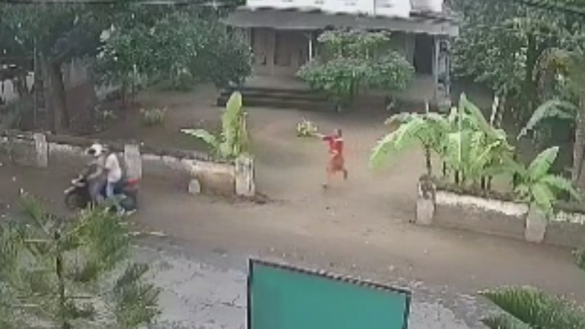 Jambret Gasak Kalung Nenek Bermodus Pura-pura Minta Mangga untuk Istri Nyidam