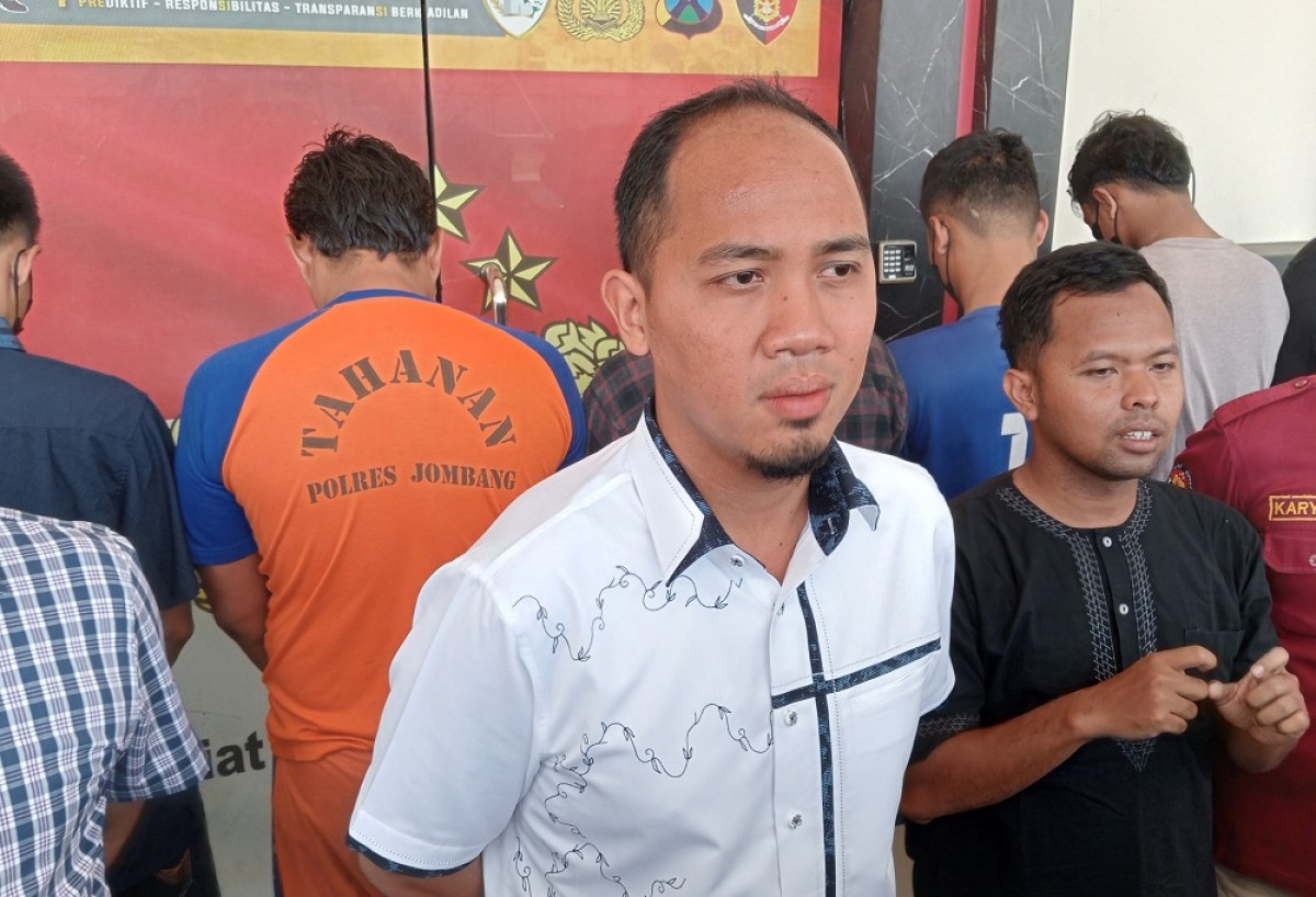 Polisi Buru Pesilat yang Bacok Warga Kabuh Jombang