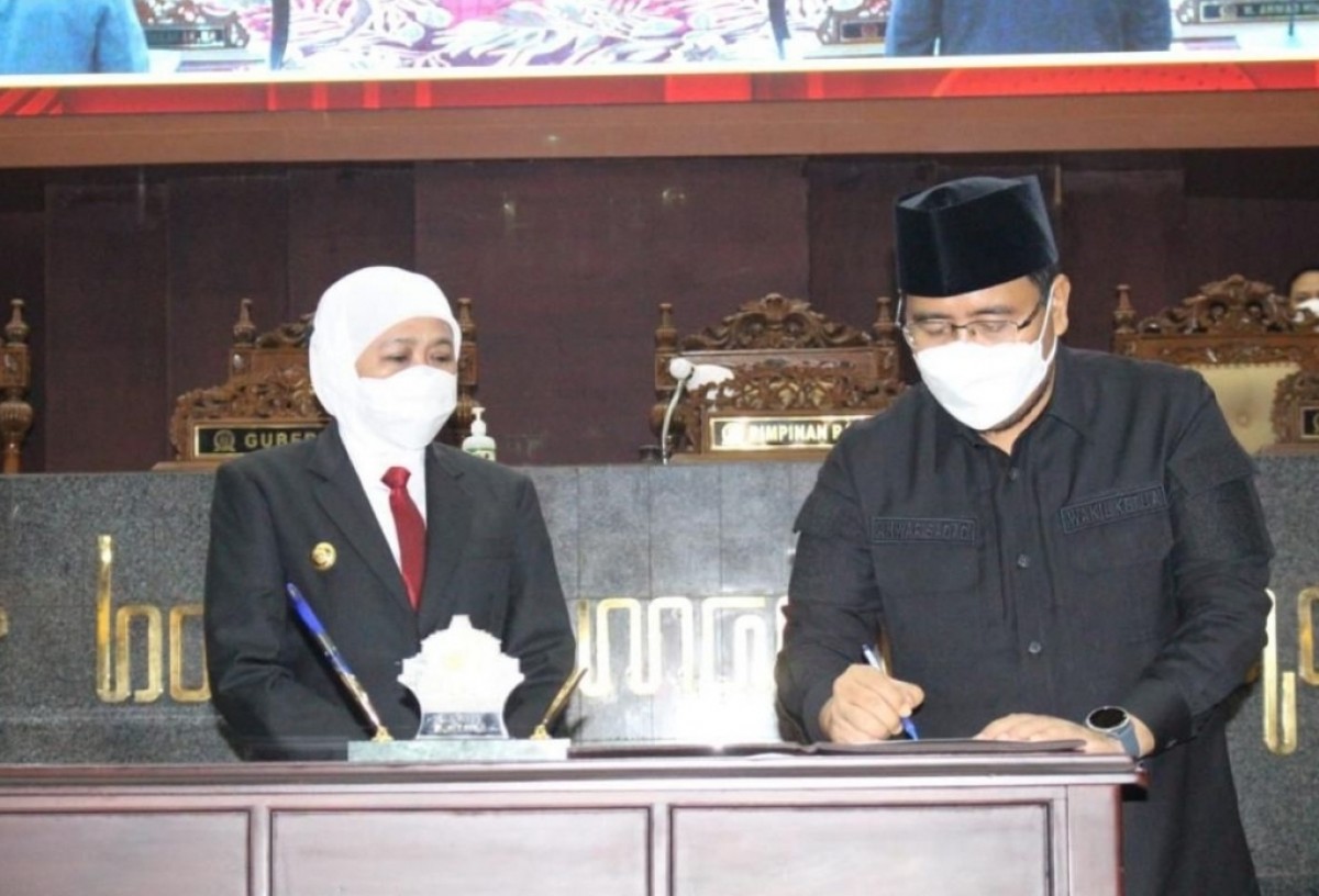 Ini Plus Minus Kepemimpinan Khofifah-Emil Dardak Versi Anwar Sadad