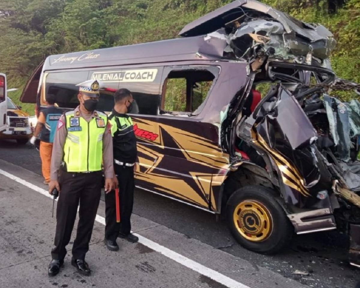Kecelakaan di Tol Bawen-Unggaran Km 438.500/B, Semarang, Jawa Tengah, Sabtu (24/9/20220.(Foto: Dok. Polda Jateng)