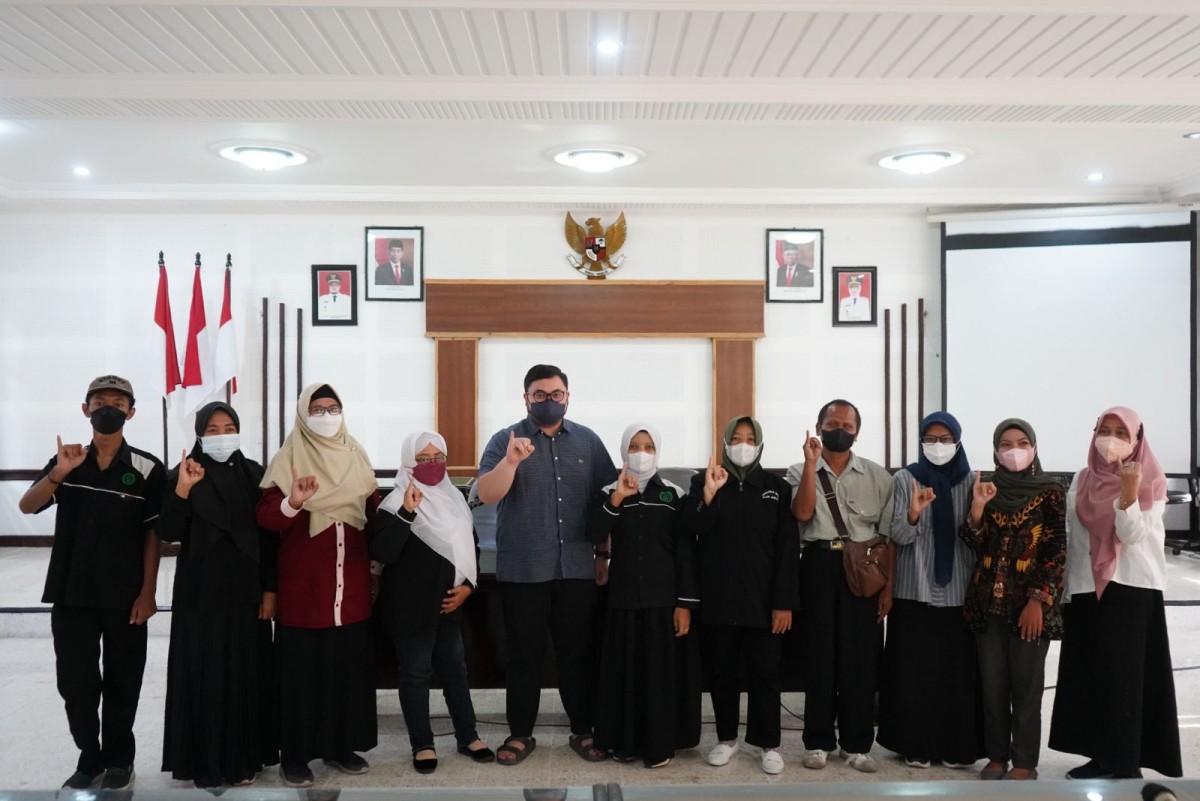 Mas Dhito saat bertemu perwakilan organisasi disabilitas Kabupaten Kediri.(Foto : Humas Pemkab Kediri/jatimnow.com)