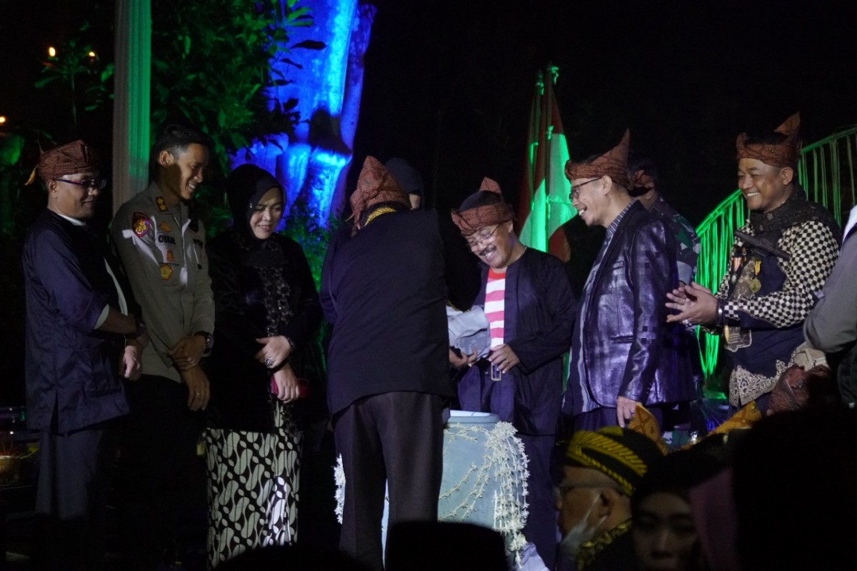 Lestarikan Sumber Air, Perumdam Among Tirto Kota Batu Gelar Mbatu Nabung Banyu