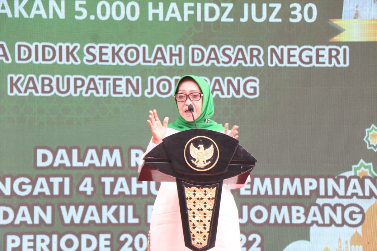 Bupati Jombang, Hj. Mundjidah Wahab. (Foto: Humas Pemkab Jombang/jatimnow.com)