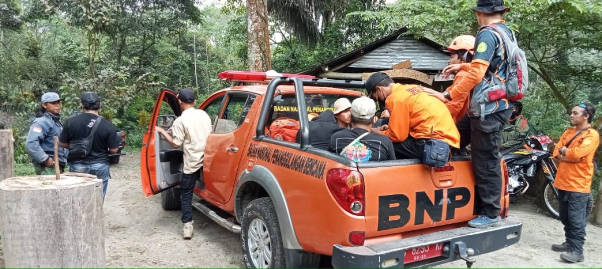 BPBD Blitar Evakuasi 4 Pendaki Gunung Kelud yang Tersesat, Begini Kondisinya