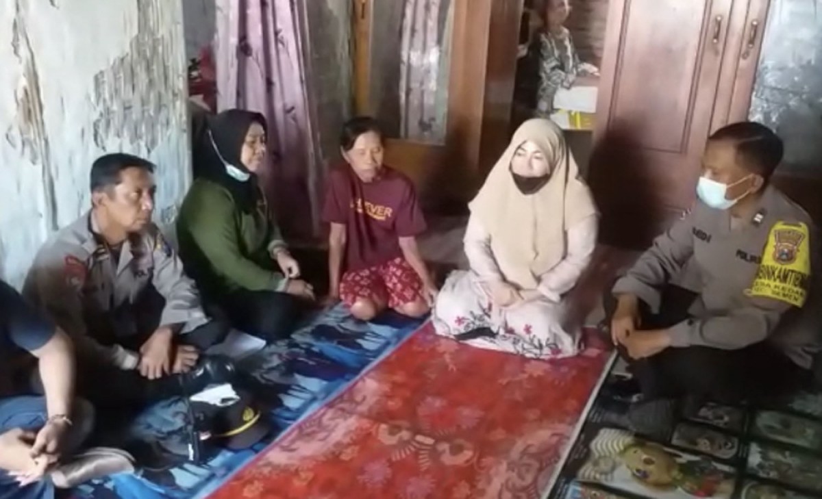 Penyebar Video Jenazah Hanya Diantar Perangkat Desa di Kediri Minta Maaf